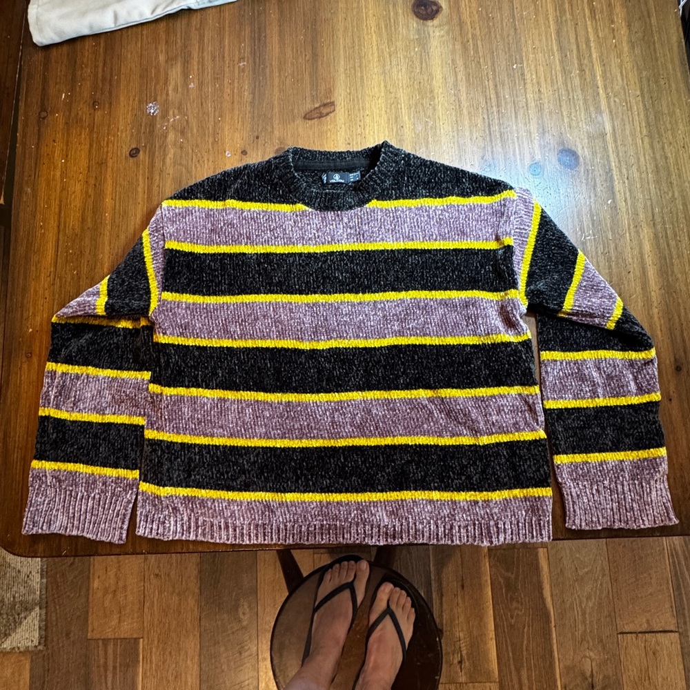 Volcom Black and Yellow Crewneck Sweater with Bold Stripes - Small - Super Soft